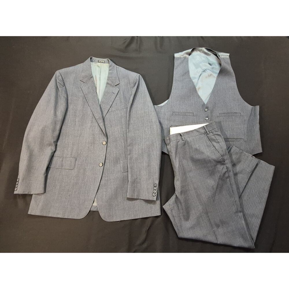 VTG Grey Pinstripe Wool Christian Brooks 3pc Mens Suit 45 R 42 R